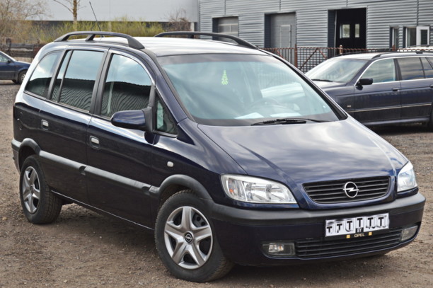 Opel Zafira A, 7 мест, 2000 г.