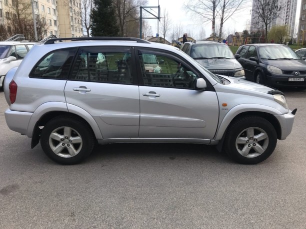 Toyota RAV4 II (XA20), 5 мест, 2003 г.