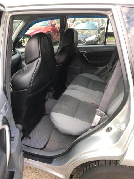 Toyota RAV4 II (XA20), 5 мест, 2003 г.