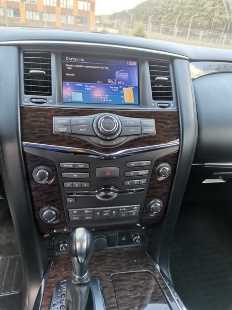 Nissan Patrol Y62 · Рестайлинг, 7 мест, 2013 г.