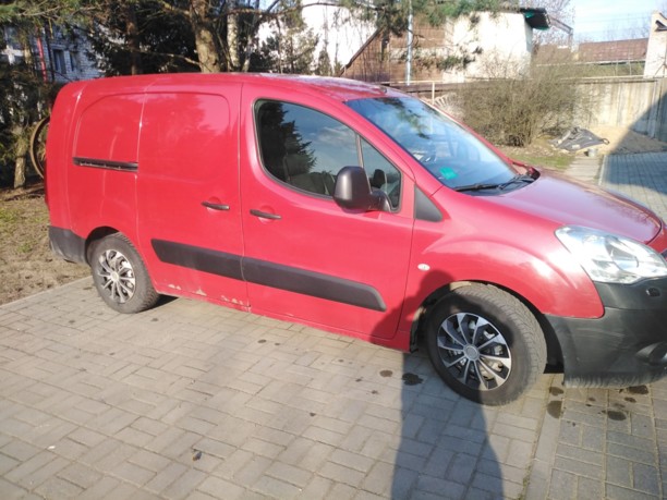 Citroen Berlingo II, 5 мест, 2008 г.