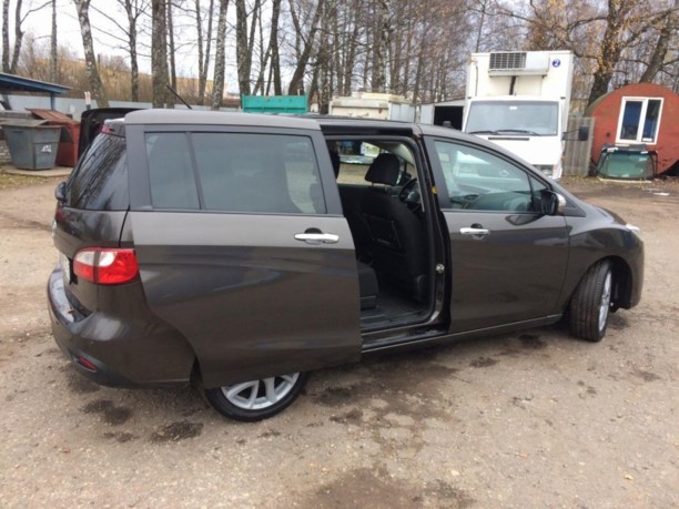 Mazda 5 II, 7 мест, 2015 г.