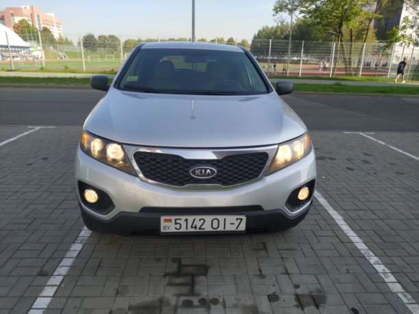 Kia Sorento II, 5 мест, 2010 г.
