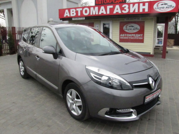 Renault Grand Scenic III · 2-й рестайлинг, 7 мест, 2015 г.