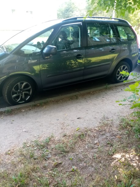 Citroen C4 Grand Picasso I, 7 мест, 2010 г.