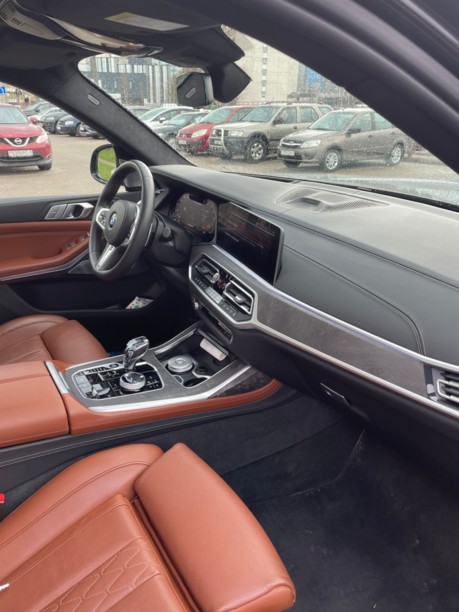 BMW X7, 7 мест, 2019 г.