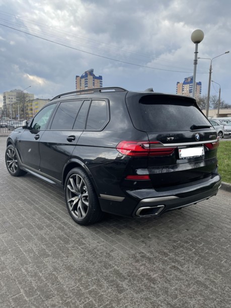 BMW X7, 7 мест, 2019 г.