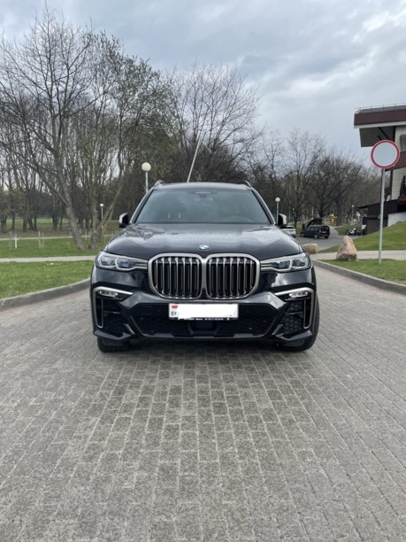 BMW X7, 7 мест, 2019 г.