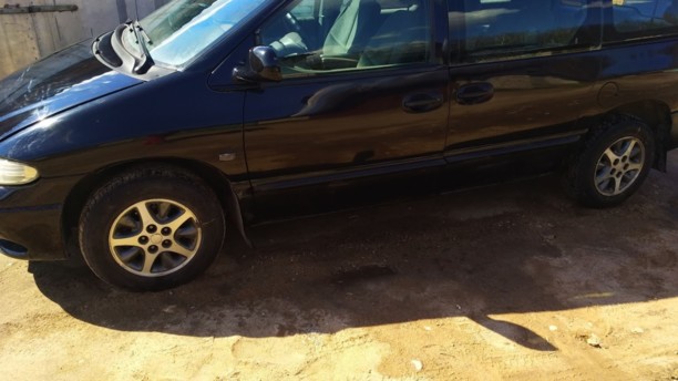 Chrysler Voyager III, 7 мест, 1999 г.