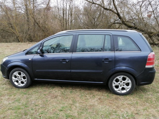 Opel Zafira B, 7 мест, 2006 г.