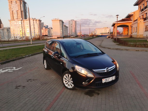 Opel Zafira C, 7 мест, 2013 г.