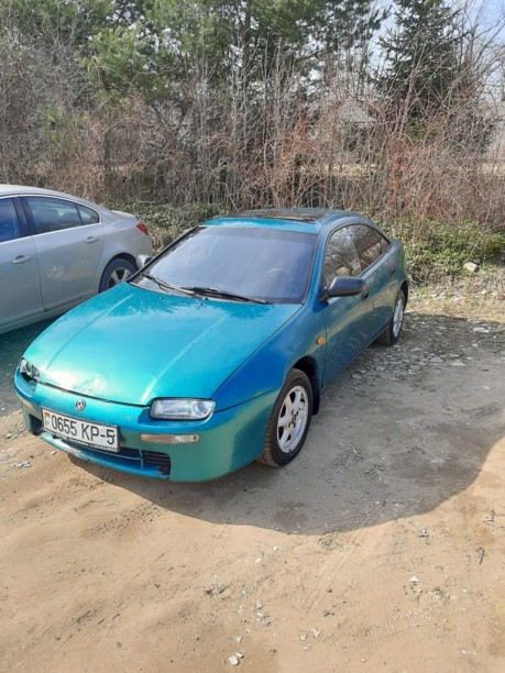 Mazda 323F, 1995 г.