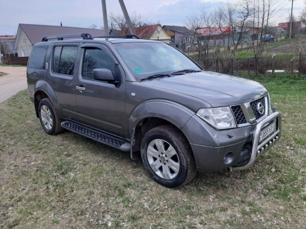 Nissan Pathfinder R51, 7 мест, 2005 г.
