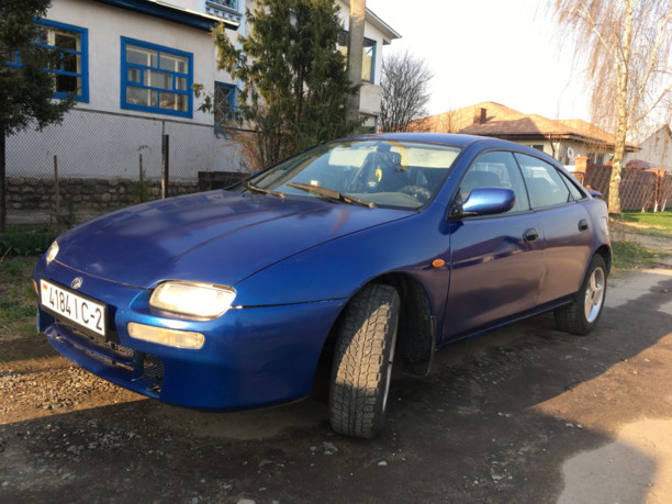 Mazda 323F, 1998 г.