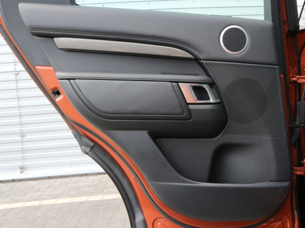 Land Rover Discovery V, 7 мест, 2019 г.