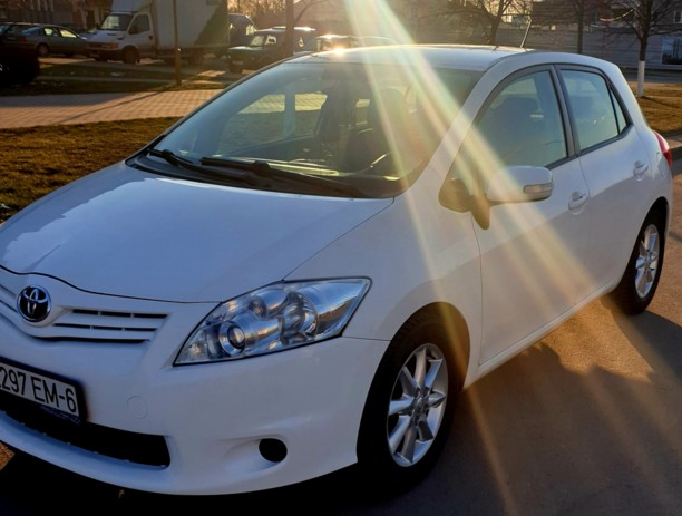 Toyota Auris I (E150) · Рестайлинг, 2010 г.