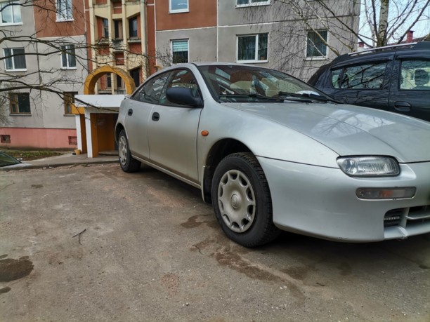 Mazda 323F, 1996 г.