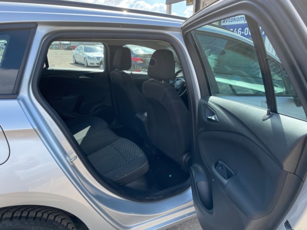 Opel Astra K, 2017 г.