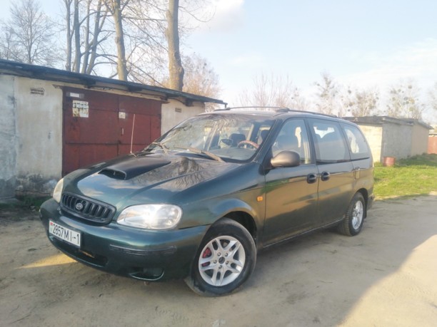 Kia Carnival I, 7 мест, 2000 г.