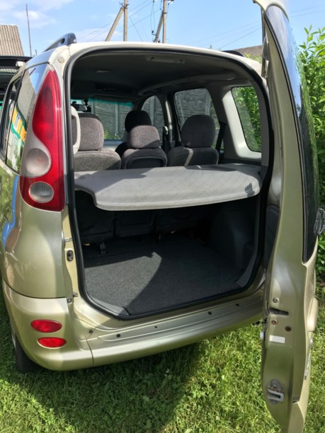 Toyota Yaris Verso, 2001 г.