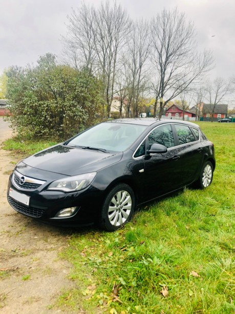 Opel Astra J, 2011 г.