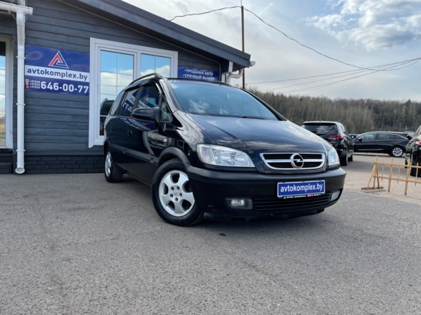 Opel Zafira A · Рестайлинг, 5 мест, 2004 г.