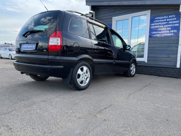 Opel Zafira A · Рестайлинг, 5 мест, 2004 г.