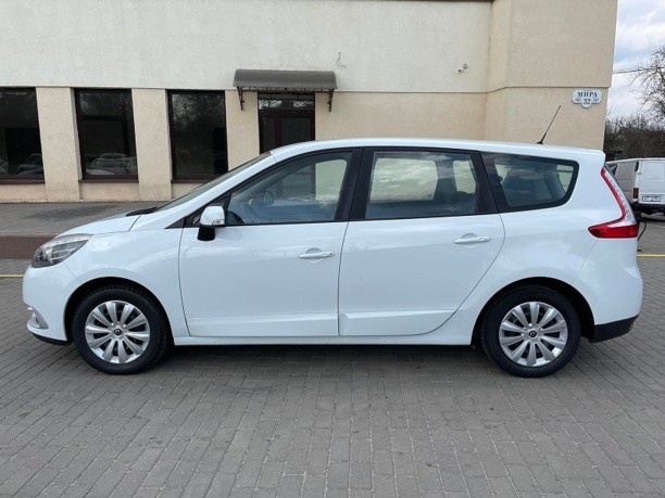Renault Grand Scenic III · 2-й рестайлинг, 7 мест, 2013 г.