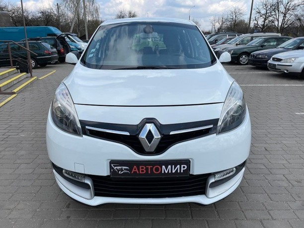 Renault Grand Scenic III · 2-й рестайлинг, 7 мест, 2013 г.