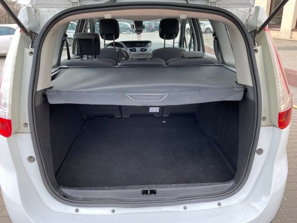 Renault Grand Scenic III · 2-й рестайлинг, 7 мест, 2013 г.