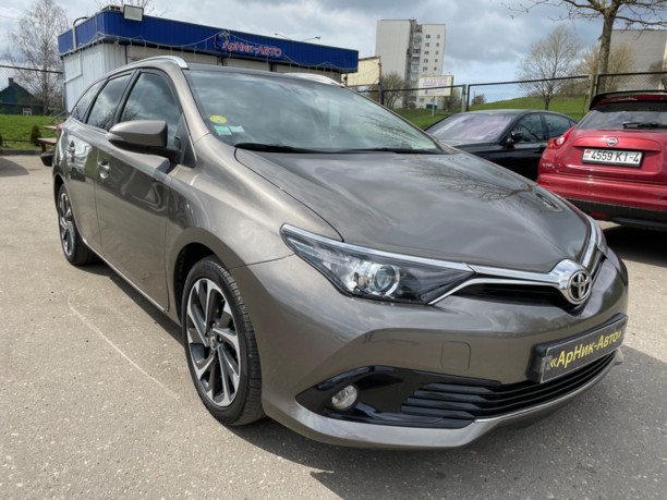 Toyota Auris II (E180) · Рестайлинг, 2017 г.