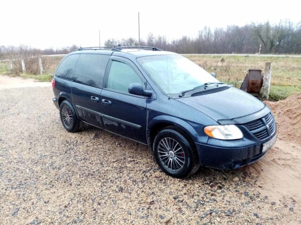 Dodge Caravan IV, 7 мест, 2005 г.
