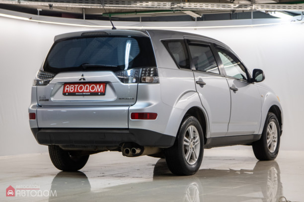 Mitsubishi Outlander XL, 2006 г.