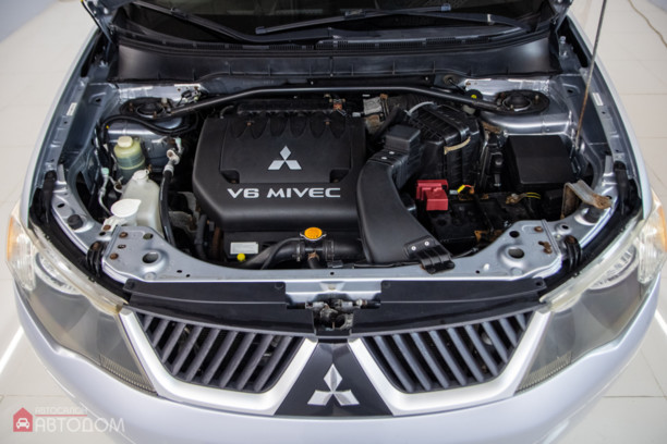 Mitsubishi Outlander XL, 2006 г.