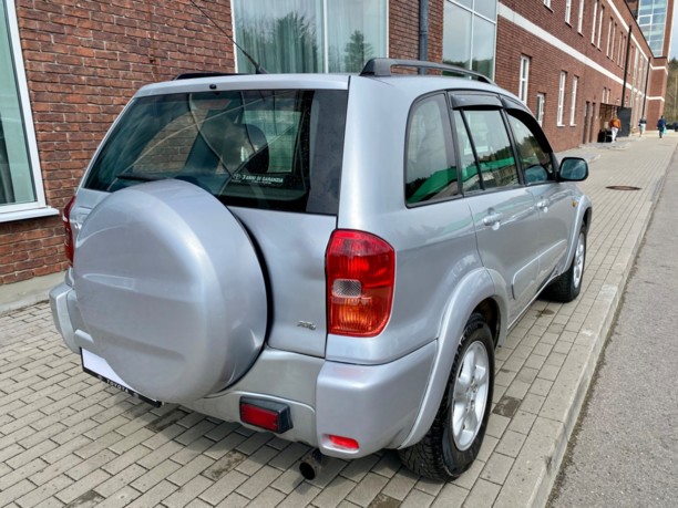 Toyota RAV4 II (XA20), 5 мест, 2002 г.