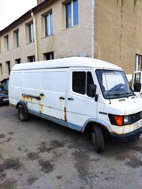 Mercedes Т1 207D - 410D, 1995 г.
