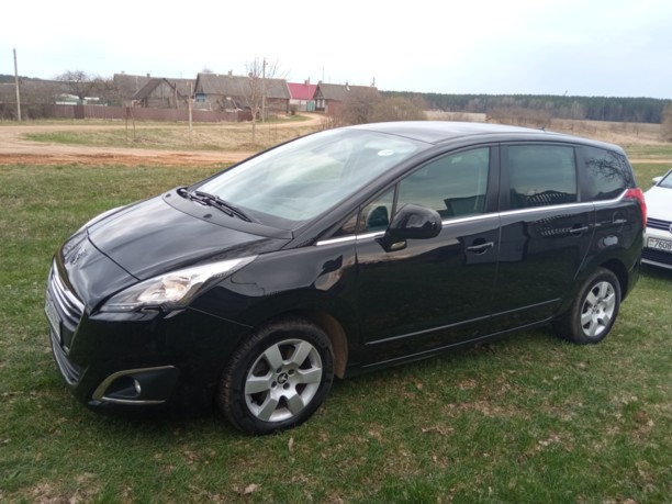 Peugeot 5008 I · Рестайлинг, 7 мест, 2015 г.