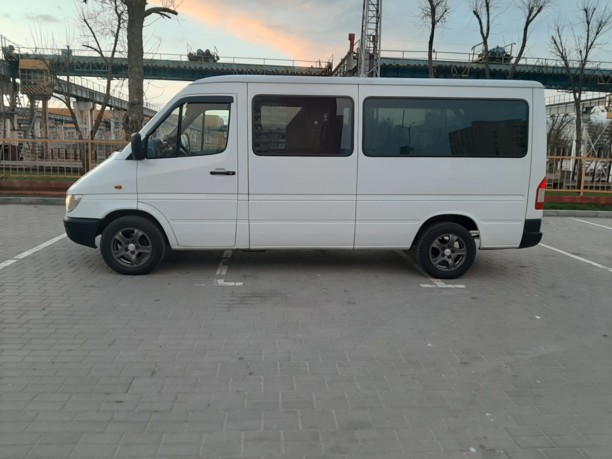 Mercedes-Benz Sprinter 213 901, 2001 г.