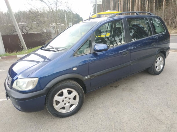Opel Zafira A, 7 мест, 2000 г.
