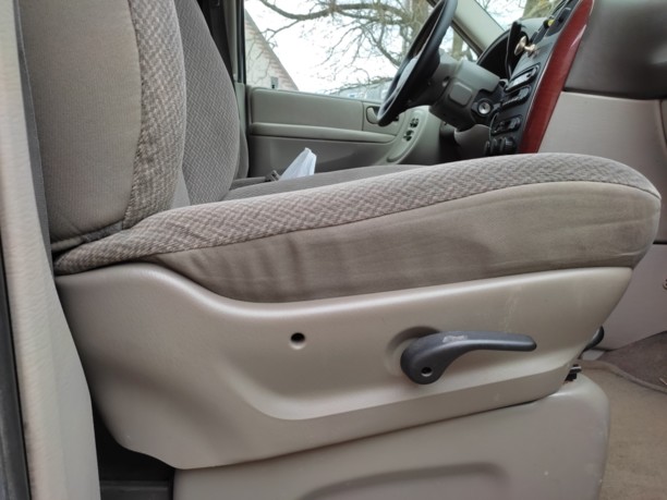 Chrysler Town and Country IV, 7 мест, 2005 г.