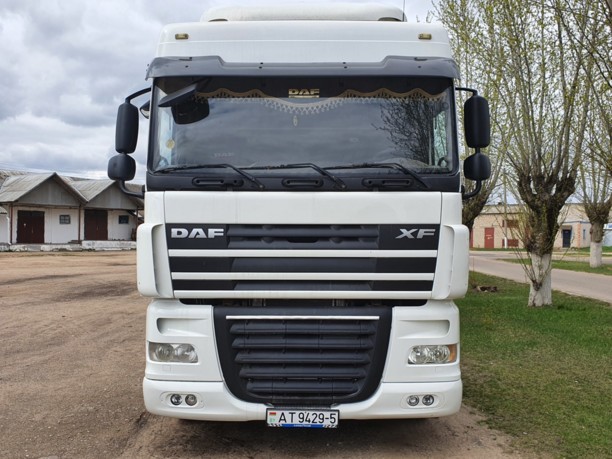 DAF XF 105 Сцепка, 2007 г.