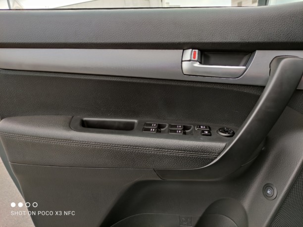 Kia Sorento II · Рестайлинг, 5 мест, 2014 г.
