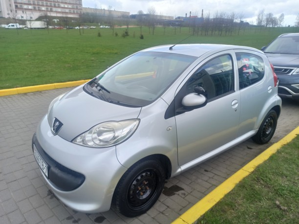 Peugeot 107 I · Рестайлинг, 2009 г.