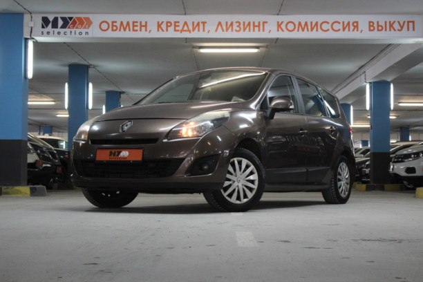 Renault Grand Scenic III, 7 мест, 2009 г.