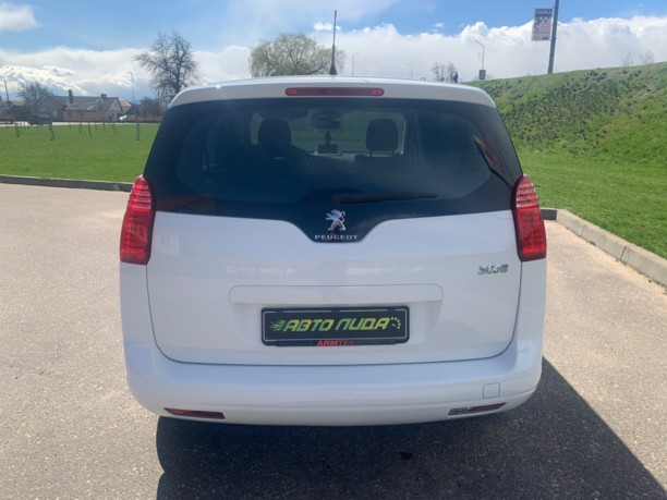 Peugeot 5008 I · Рестайлинг, 7 мест, 2015 г.