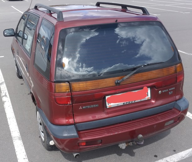 Mitsubishi Space Wagon Typ N30, N40, 7 мест, 1998 г.