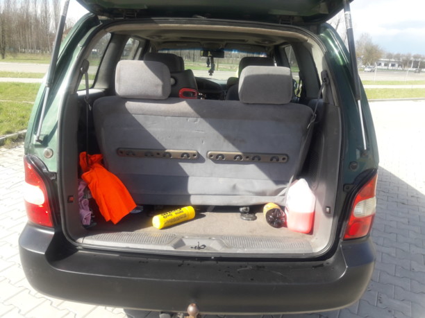 Kia Carnival I, 7 мест, 2000 г.