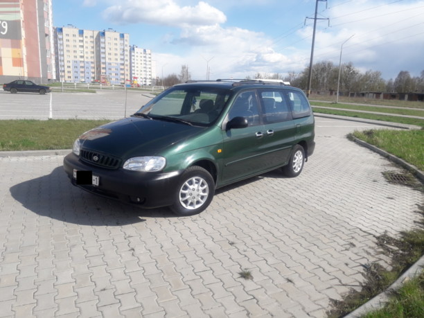 Kia Carnival I, 7 мест, 2000 г.