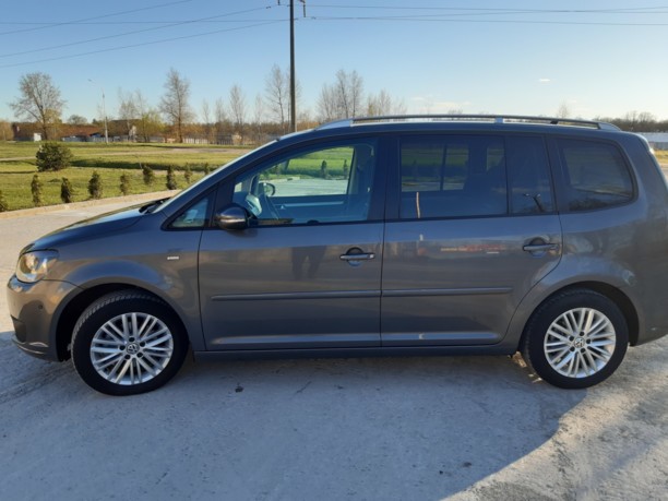 Volkswagen Touran II, 5 мест, 2014 г.