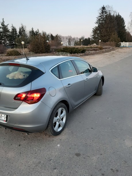 Opel Astra J, 2010 г.
